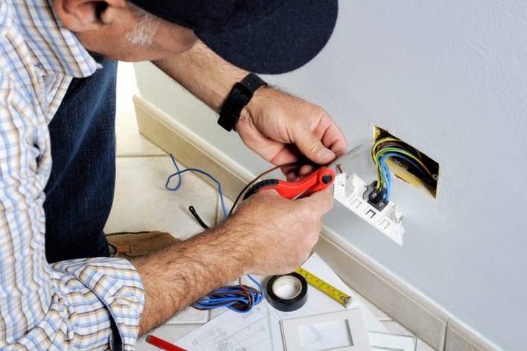 electrical repairs in Phoenix, AZ